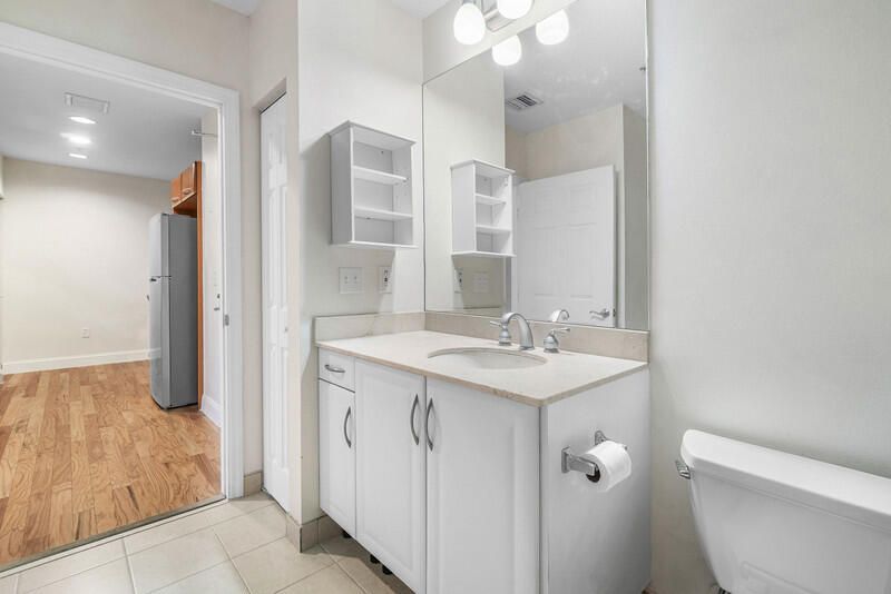 511 Lucerne Avenue, Unit 618, Lake Worth Beach, FL 33460 Photo