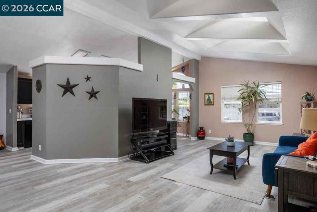647 Shadow Creek Drive, San Jose, CA 95136 Main Photo