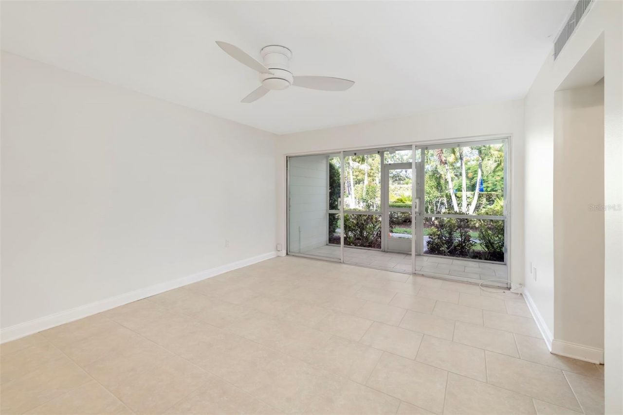 2155 Wood Street, Unit A14, Sarasota, FL 34237 Photo