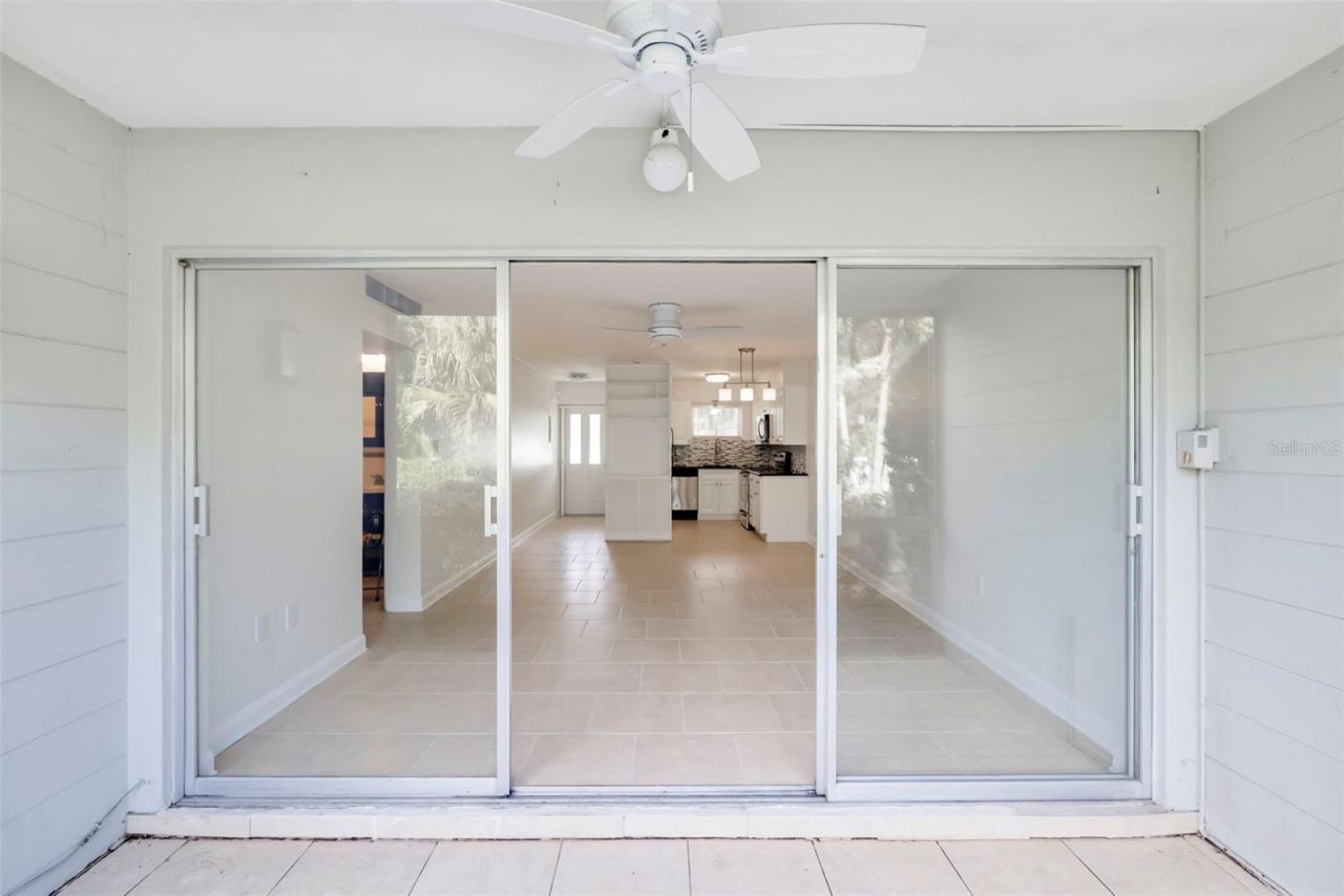 2155 Wood Street, Unit A14, Sarasota, FL 34237 Photo