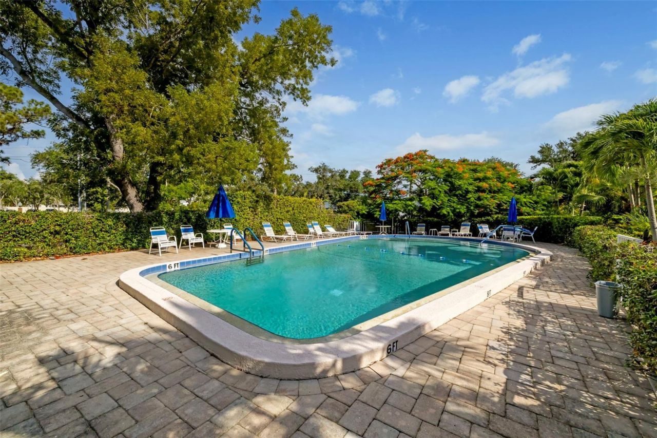 2155 Wood Street, Unit A14, Sarasota, FL 34237 Photo
