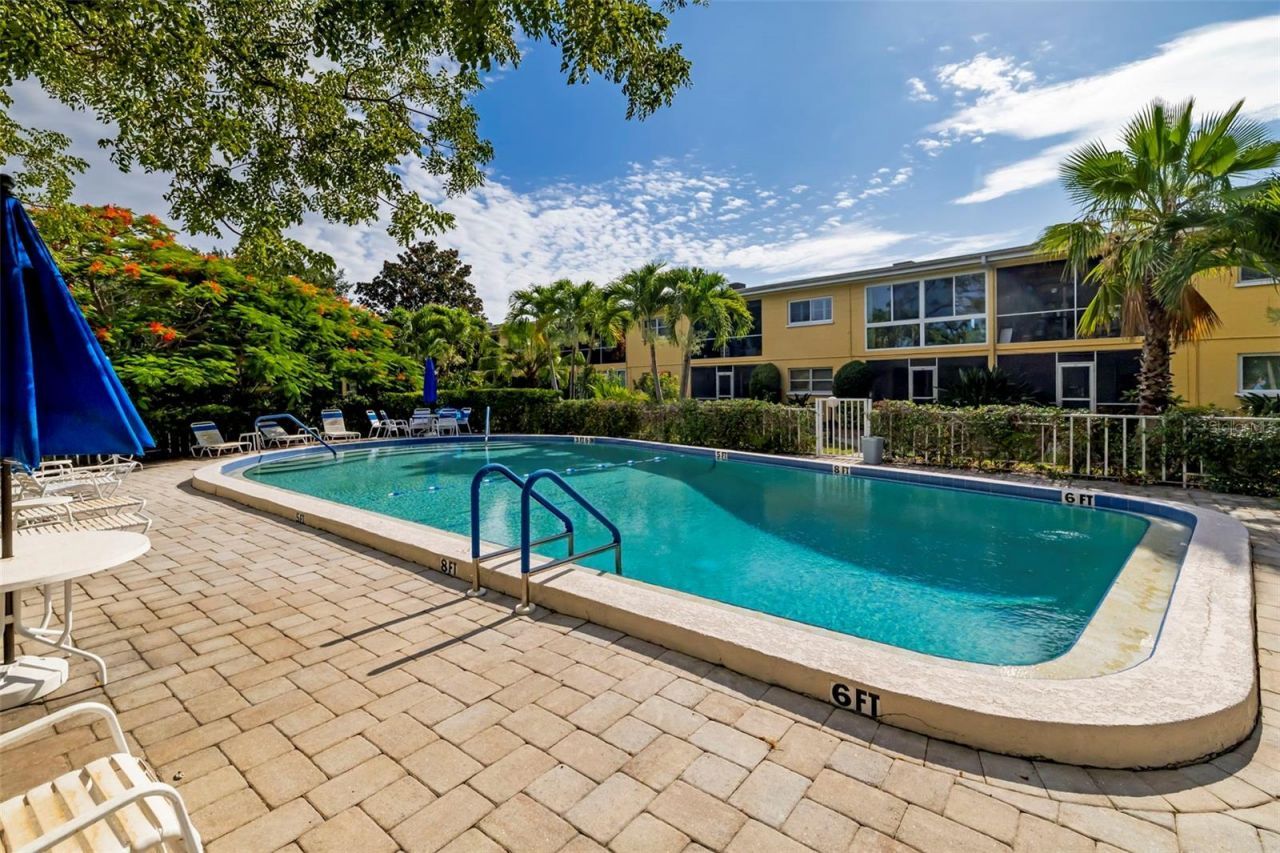 2155 Wood Street, Unit A14, Sarasota, FL 34237 Photo