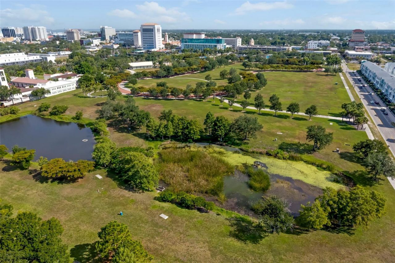 2155 Wood Street, Unit A14, Sarasota, FL 34237 Photo