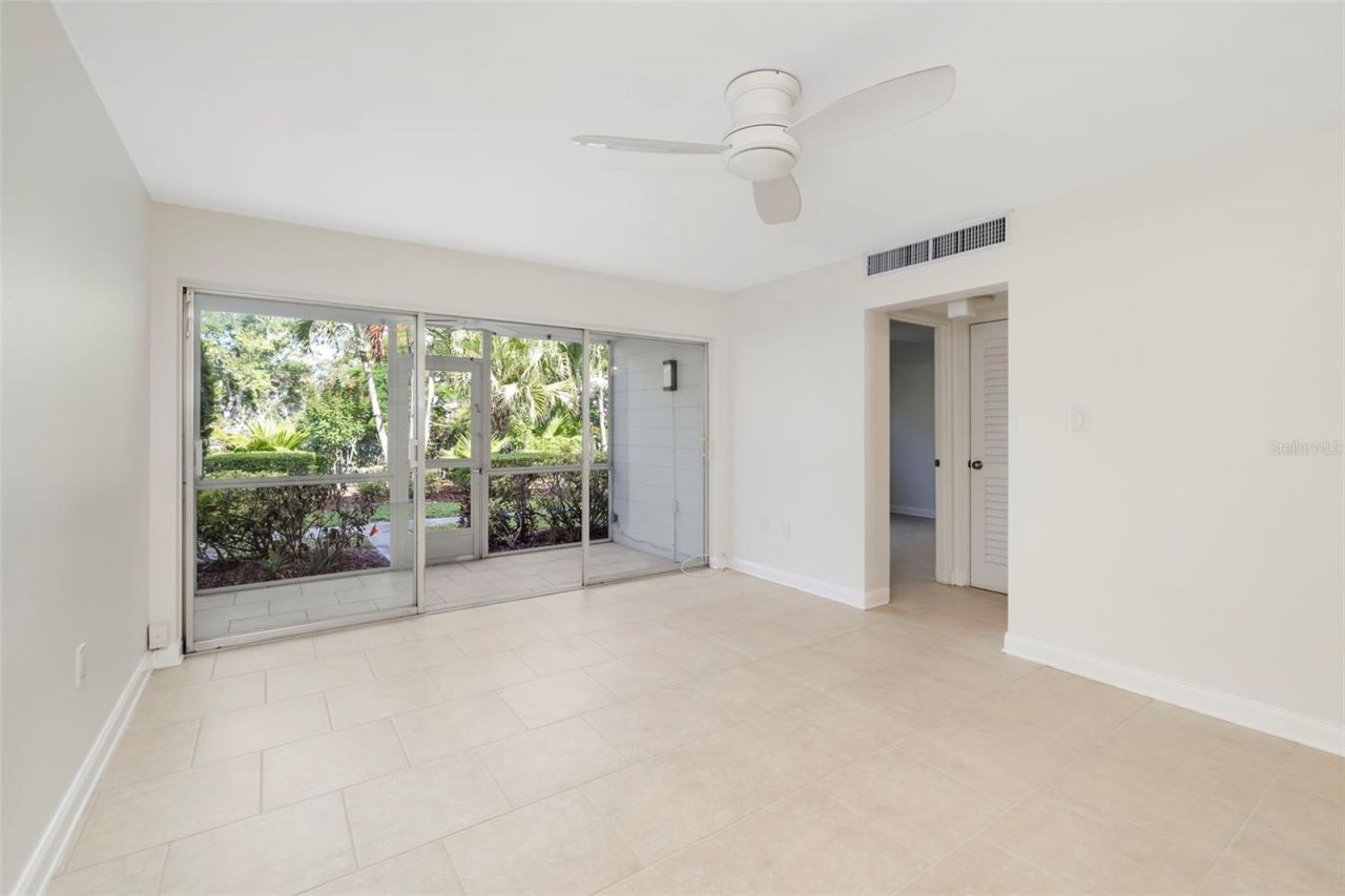 2155 Wood Street, Unit A14, Sarasota, FL 34237 Photo