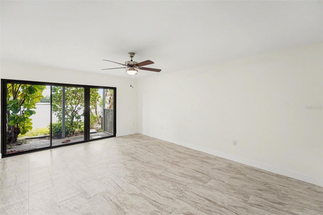 11409 8th Street N, Unit 1507, Saint Petersburg, FL 33716 Photo