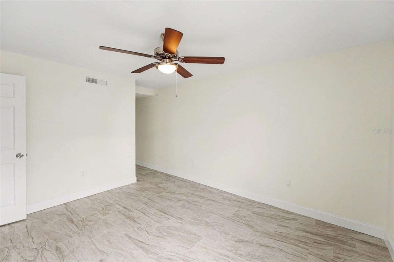 11409 8th Street N, Unit 1507, Saint Petersburg, FL 33716 Photo