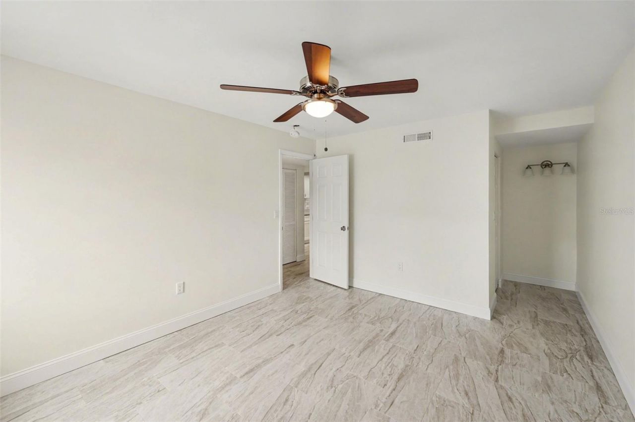 11409 8th Street N, Unit 1507, Saint Petersburg, FL 33716 Photo