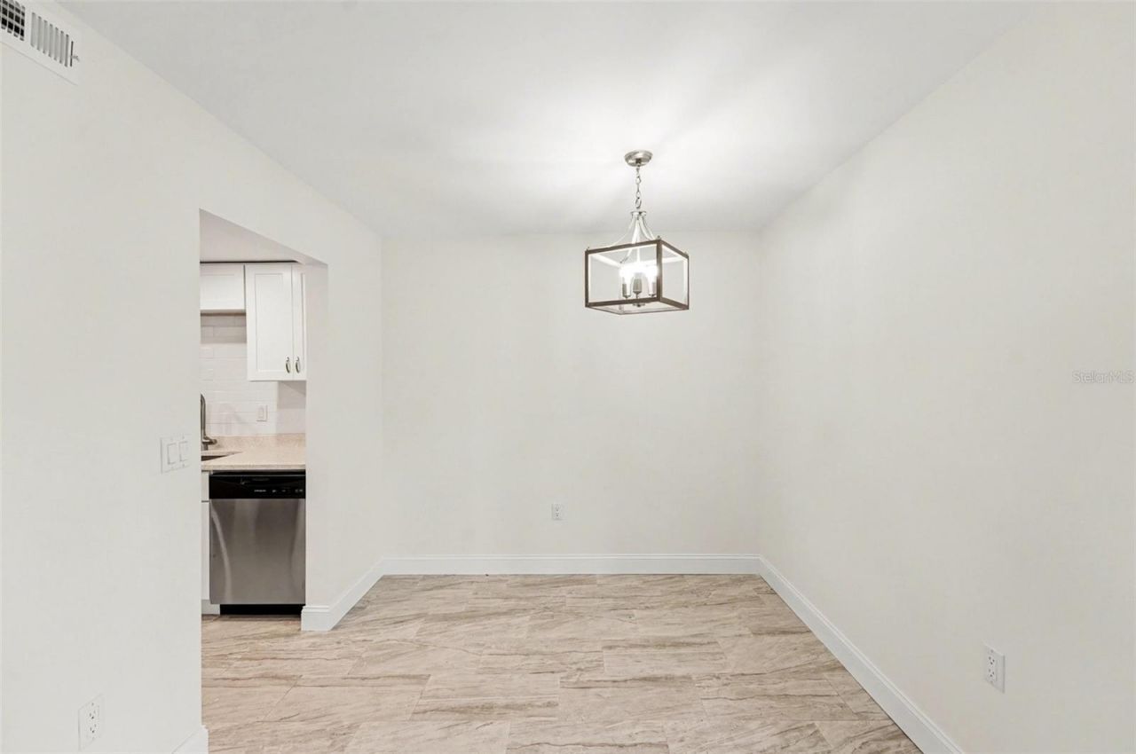 11409 8th Street N, Unit 1507, Saint Petersburg, FL 33716 Photo