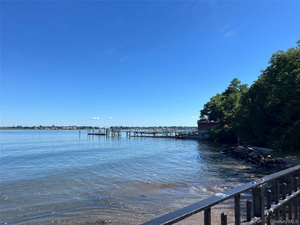 1-11 147 , Whitestone, NY 11357
