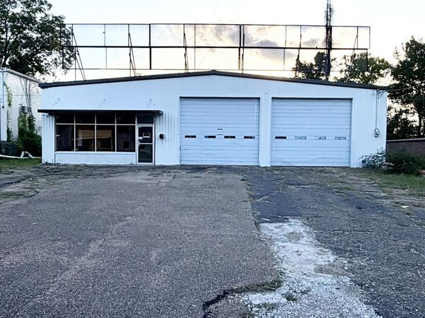 1904 Washington Street, Vicksburg, MS 39180