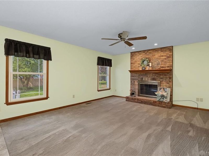 6373 Ring Neck Drive, Huber Heights, OH 45424 Photo 10