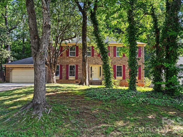 2517 Jaywick Lane, Matthews, NC 28105