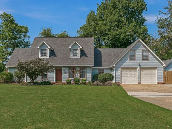 1099 Golf Links Drive, Blytheville, AR 72315