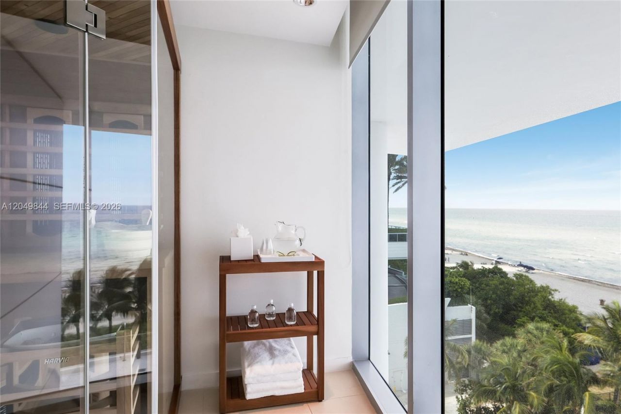 17001 Collins Ave, Unit 1401, Sunny Isles Beach, FL 33160 Photo