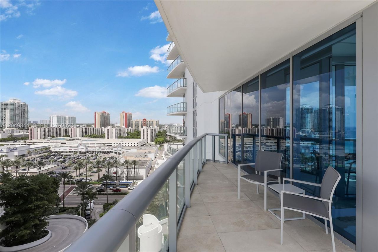 17001 Collins Ave, Unit 1401, Sunny Isles Beach, FL 33160 Photo