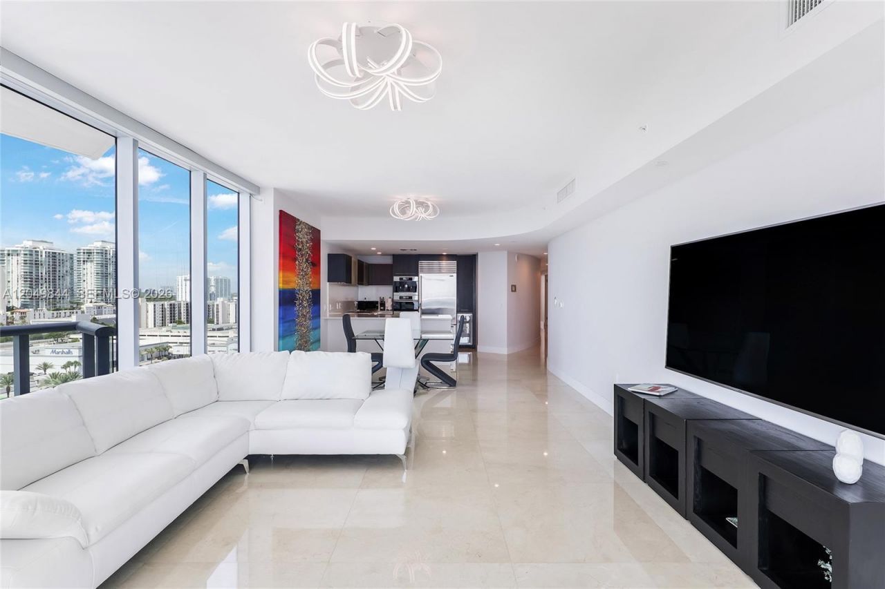 17001 Collins Ave, Unit 1401, Sunny Isles Beach, FL 33160 Photo