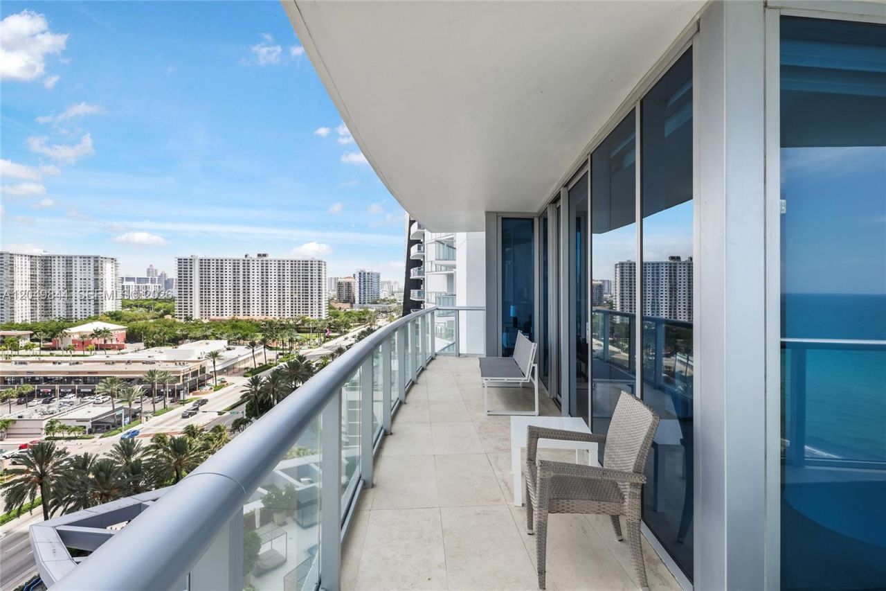 17001 Collins Ave, Unit 1401, Sunny Isles Beach, FL 33160 Photo