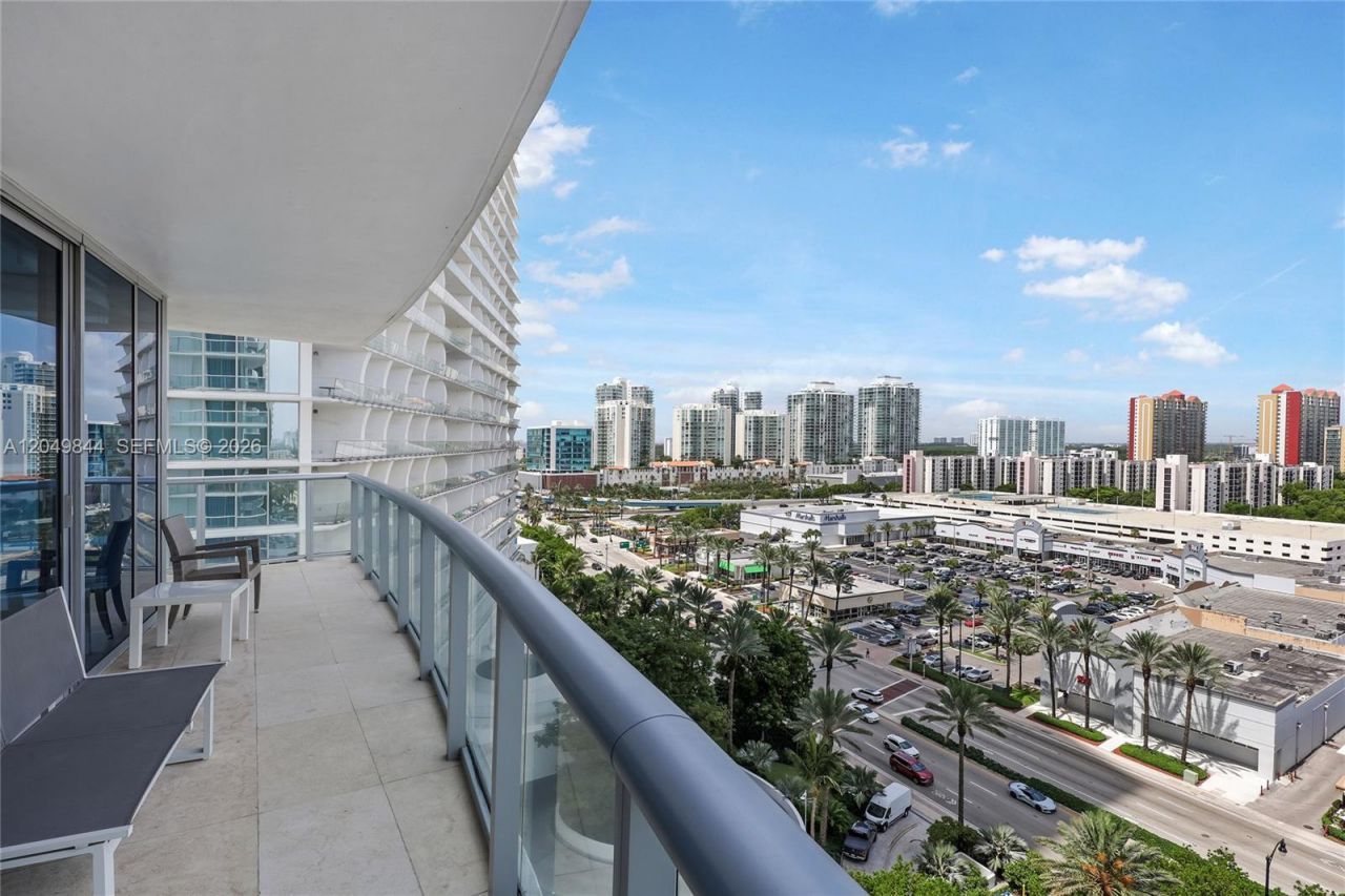 17001 Collins Ave, Unit 1401, Sunny Isles Beach, FL 33160 Photo