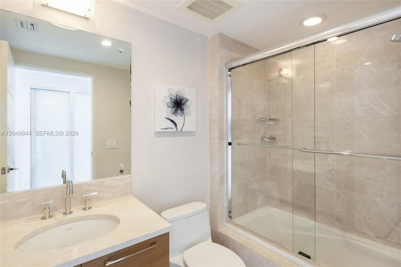 17001 Collins Ave, Unit 1401, Sunny Isles Beach, FL 33160 Photo