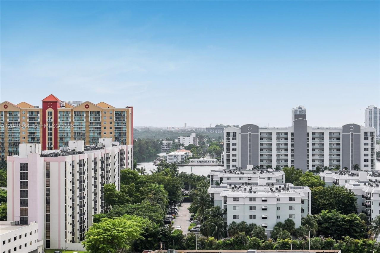 17001 Collins Ave, Unit 1401, Sunny Isles Beach, FL 33160 Photo
