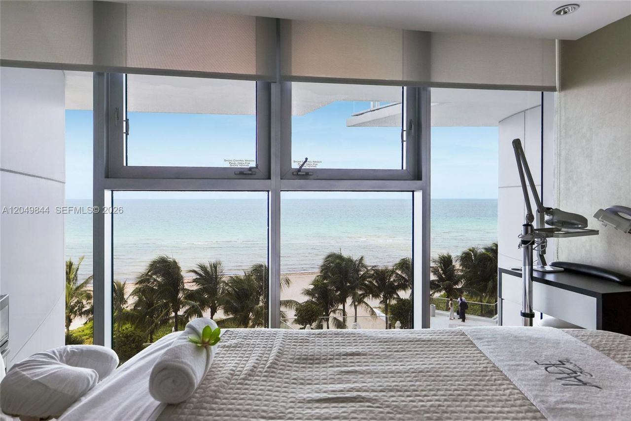 17001 Collins Ave, Unit 1401, Sunny Isles Beach, FL 33160 Photo