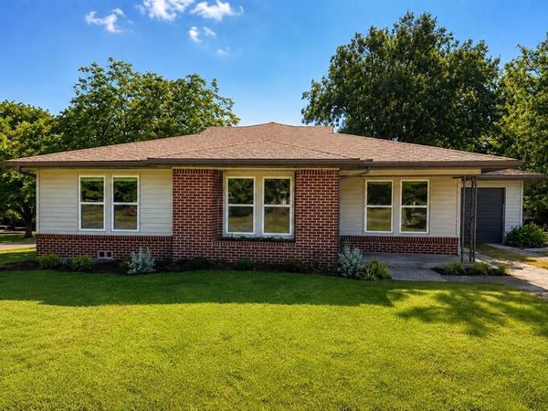 1202 S Hatcher Street, Decatur, TX 76234