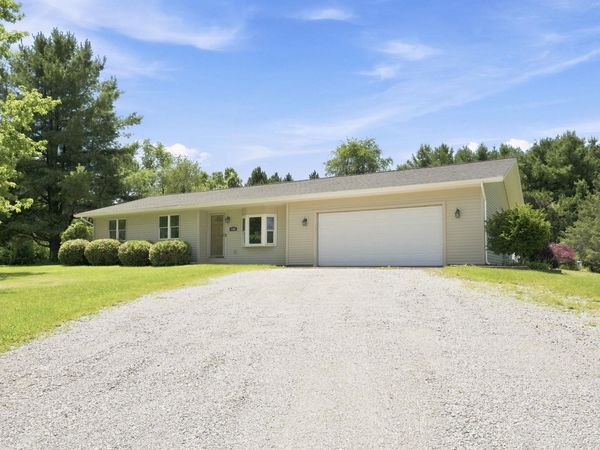 1195 N 177 W, Angola, IN 46703