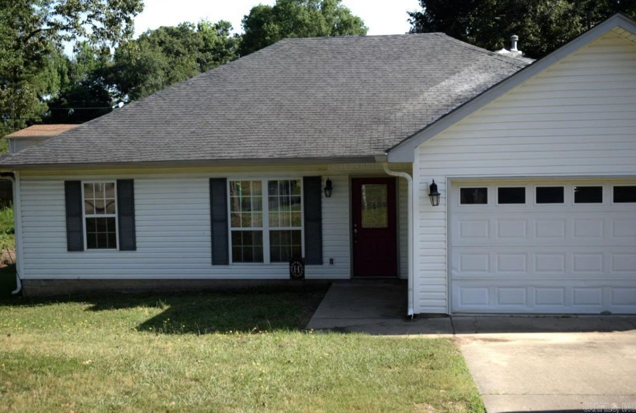 107 Hemlock Avenue Sherwood, AR 72120