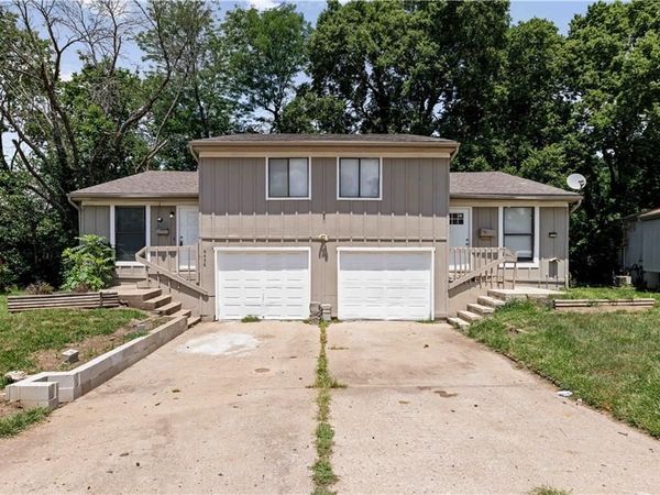 8456/8458 Lane Drive, Kansas City, MO 64138