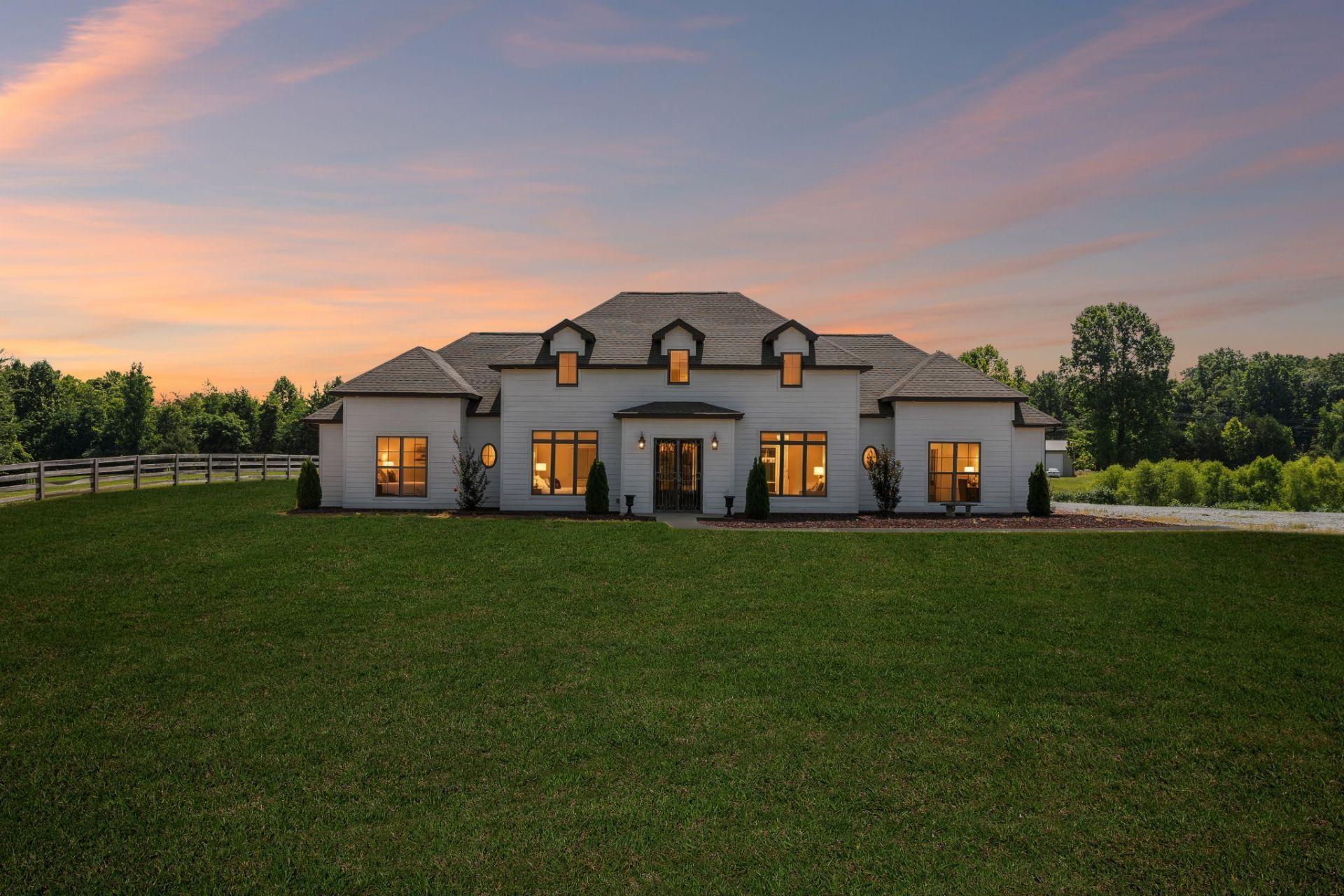 2745 Joe Mac Lipscomb Rd , Springfield, TN 37172 Main Photo