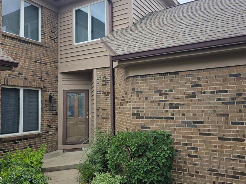 135 Pond Run Circle, Hamilton, OH 45013 Photo 3