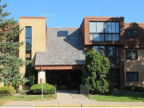 1011 41st Avenue NE, Unit 220, Columbia Heights, MN 55421