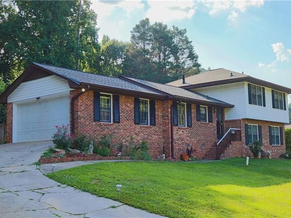 753 Brookwood Terrace SW, Lilburn, GA 30047