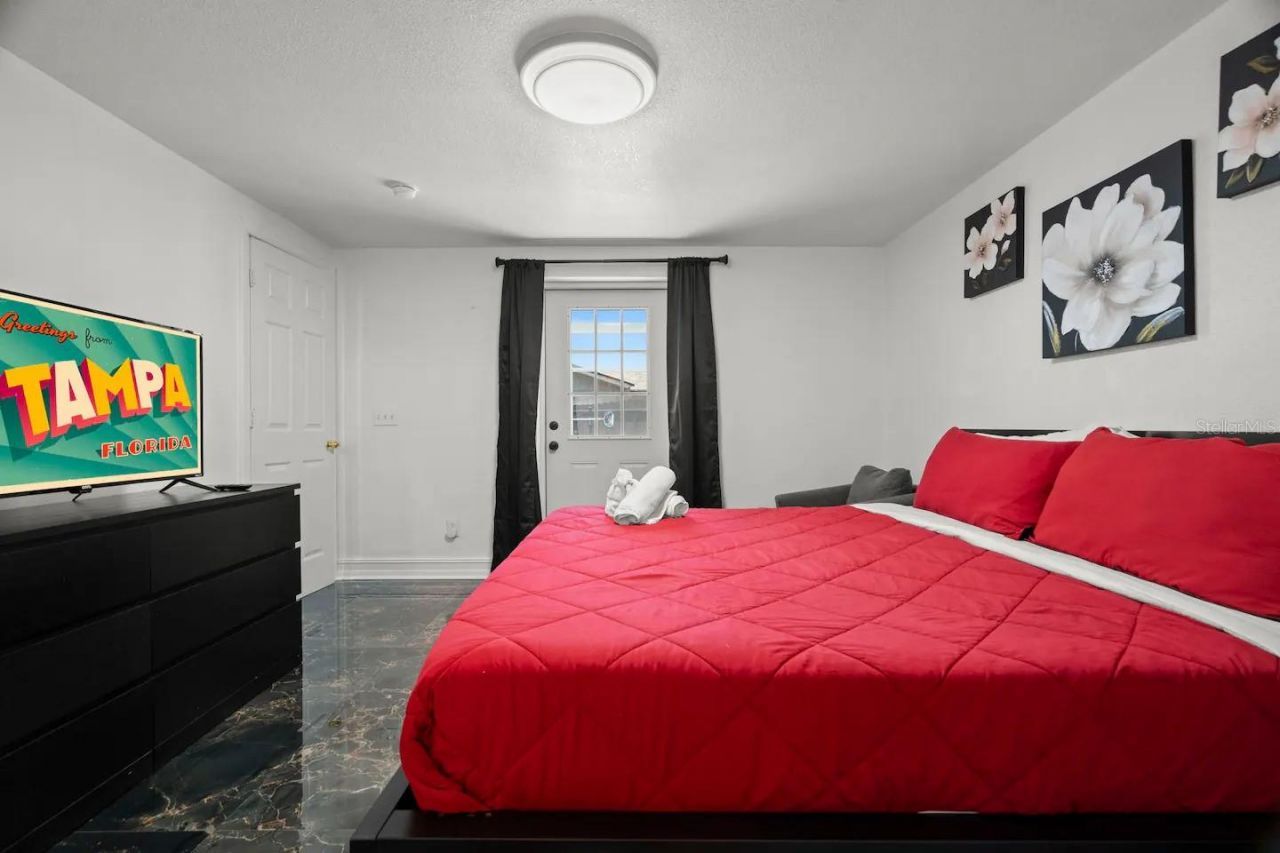 7005 Fountain Avenue, Tampa, FL 33634 Photo