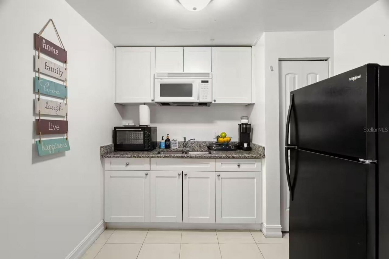 7005 Fountain Avenue, Tampa, FL 33634 Photo