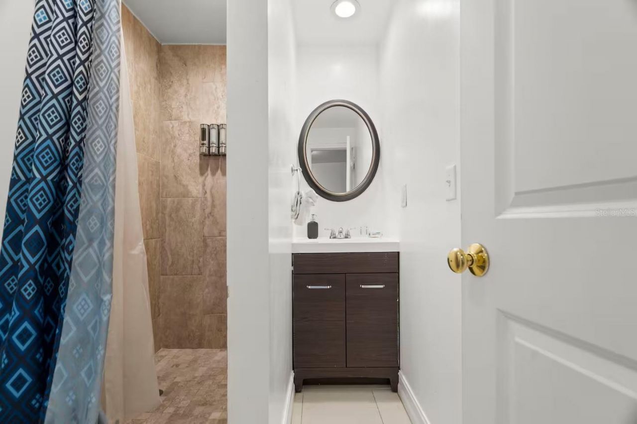 7005 Fountain Avenue, Tampa, FL 33634 Photo