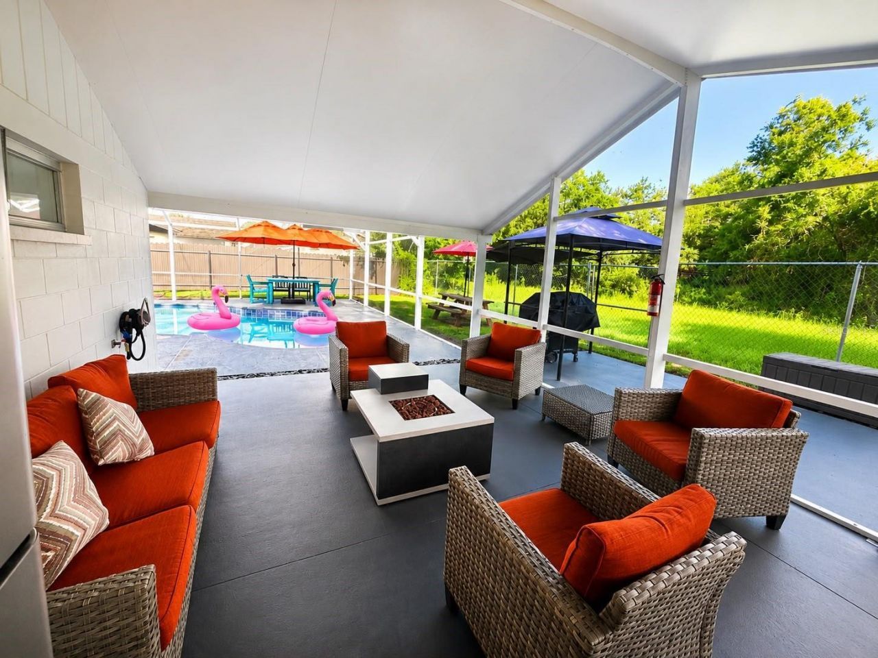 7005 Fountain Avenue, Tampa, FL 33634 Photo
