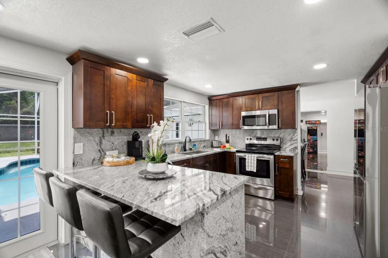 7005 Fountain Avenue, Tampa, FL 33634 Photo