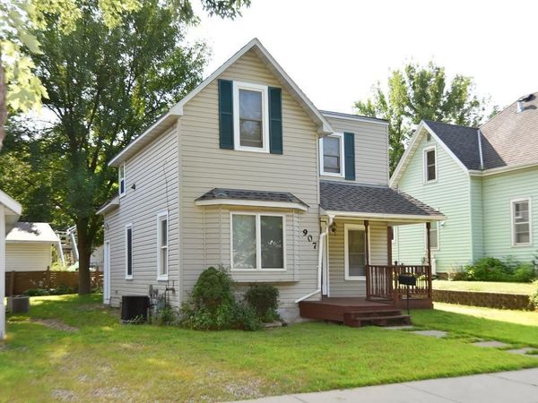 907 2nd Avenue NW, Faribault, MN 55021