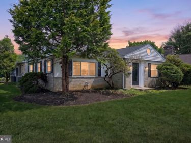 241 CLEARVIEW ROAD, HANOVER, PA 17331
