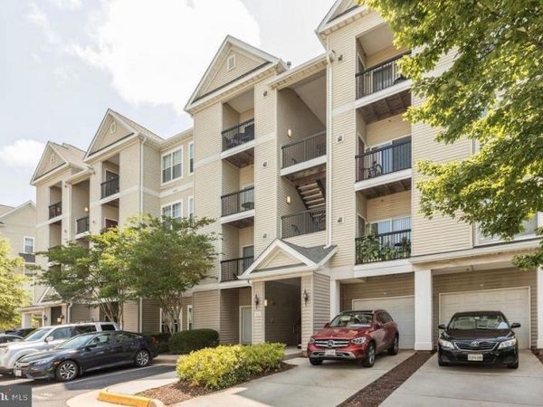 5123 TRAVIS EDWARD WAY, Unit B, CENTREVILLE, VA 20120