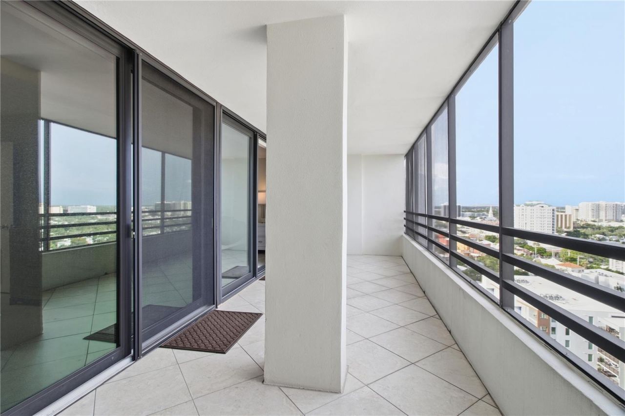 770 S Palm Avenue, Unit PH2, Sarasota, FL 34236 Photo