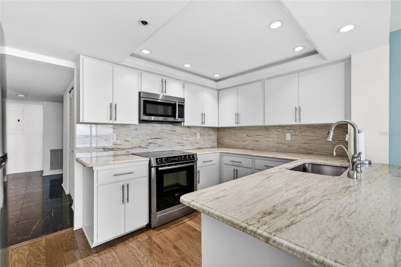 770 S Palm Avenue , Unit PH2, Sarasota, FL 34236 Photo