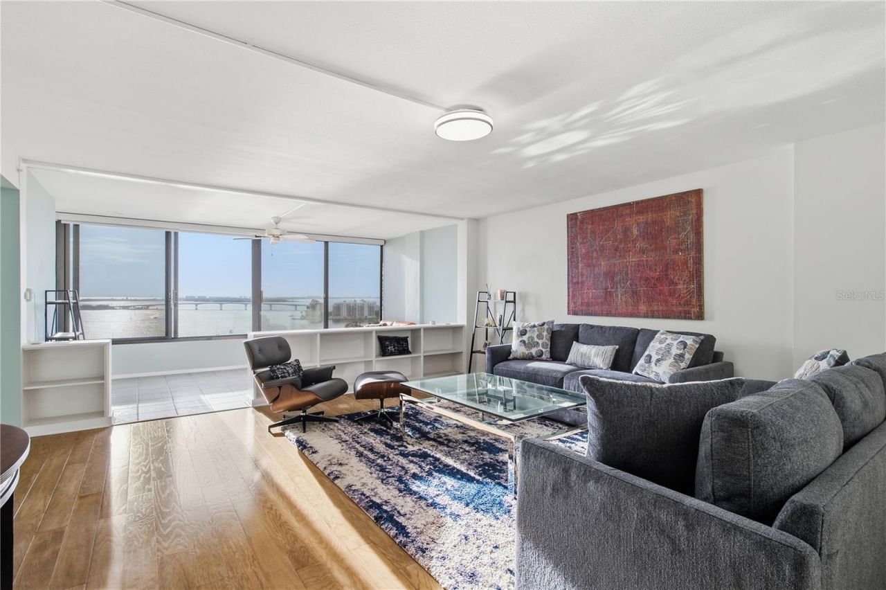 770 S Palm Avenue, Unit PH2, Sarasota, FL 34236 Photo