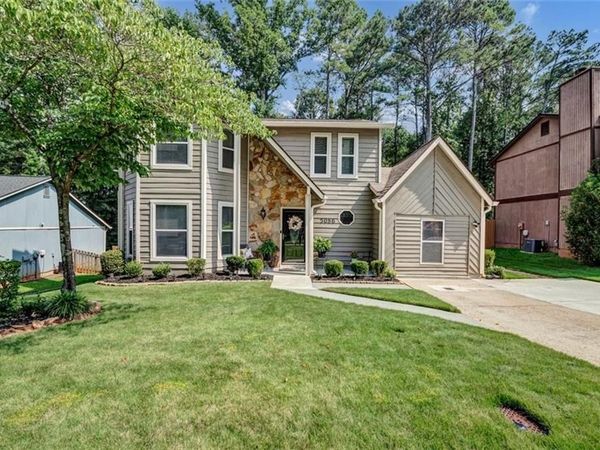 5086 N Woodbridge Trail, Stone Mountain, GA 30088