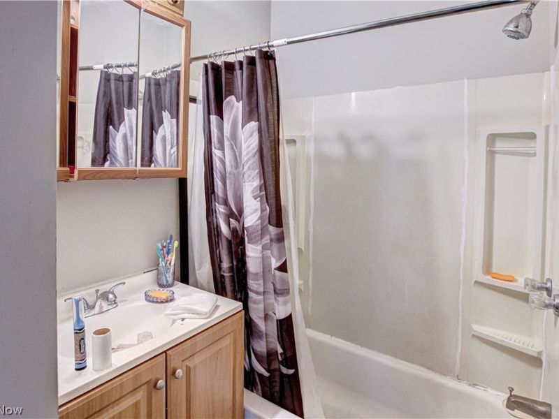2785 E 126th Street, Cleveland, OH 44120 Photo 8