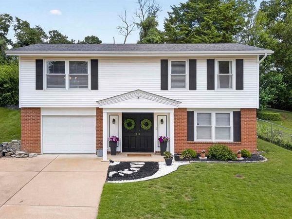 12011 Wesford Drive , Maryland Heights, MO 63043