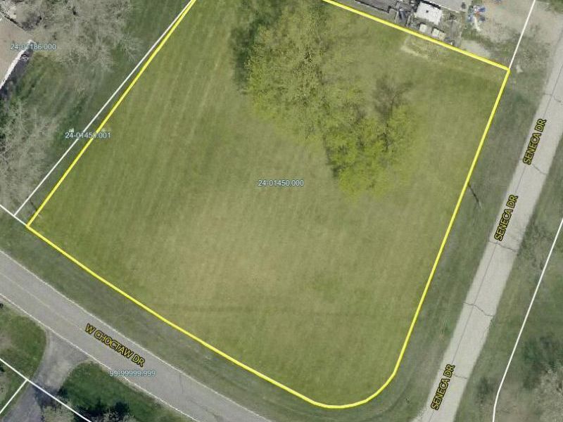 2574 W Choctaw Drive, London, OH 43140 Photo 2