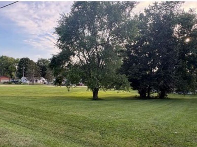 2574 W Choctaw Drive, London, OH 43140 Photo 8