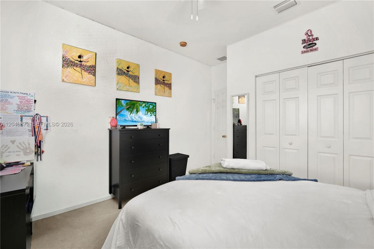 20765 SW 89th Ave, Cutler Bay, FL 33189 Photo